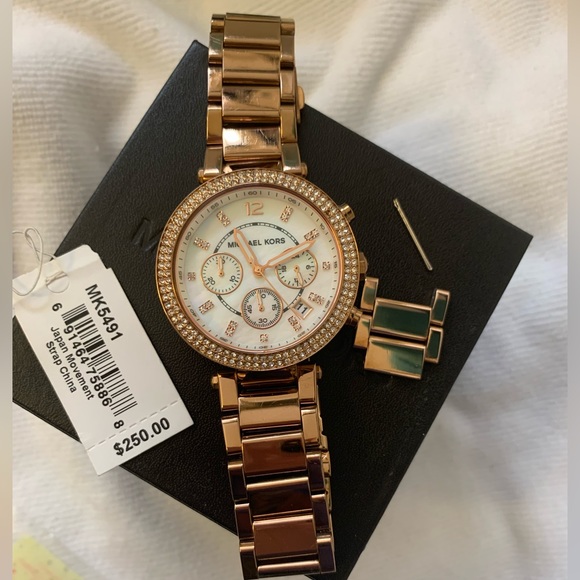 MICHAEL KORS
Parker Dark Rose Gold-Tone Watch - Picture 7 of 14